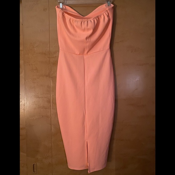 Dress - Picture 3 of 6